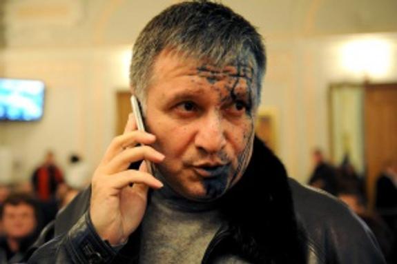Глава МВД Украины Аваков приказал уничтожить лидера «Правого сектора» Яроша