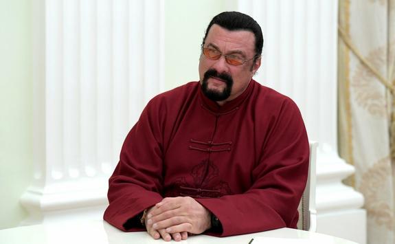 Сигал запустил в России собственное шоу