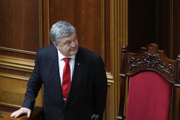 Прилепин сообщил о приказе США Порошенко атаковать Донбасс во время ЧМ-2018