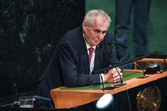Милош Земан заявил об угрозе нового мирового экономического кризиса