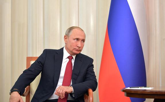 В мире больше доверяют политике Путина, а не Трампа, показали результаты опроса