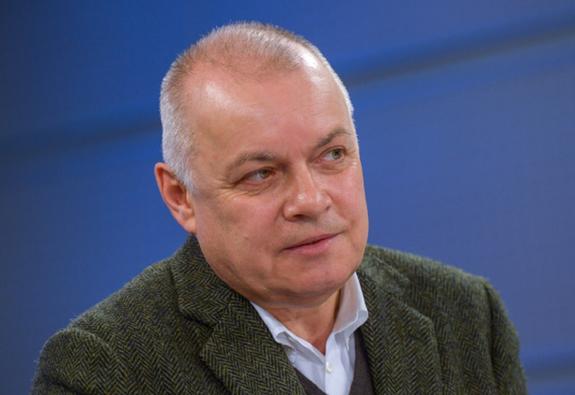 Киселев поддержал российских рэперов стихами Маяковского