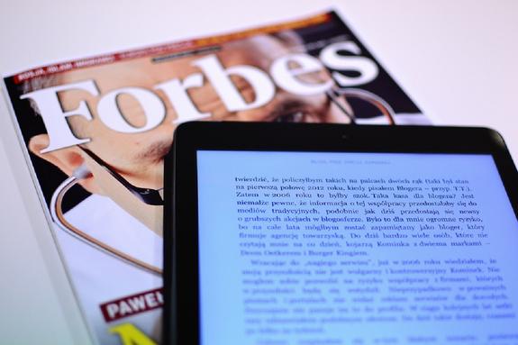 В сотню самых богатых людей мира по версии Forbes вошли восемь россиян