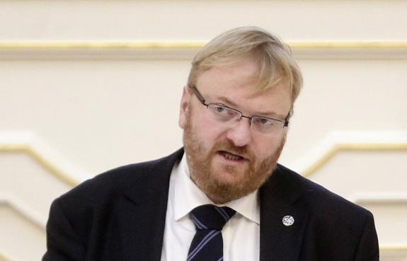 «Я нахожусь вне информационного пузыря, наполненного юбилеем Аллы Пугачевой»