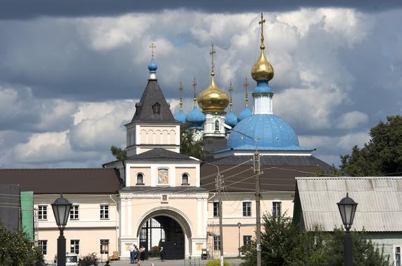 Оптина Пустынь: ритуальное убийство в монастыре