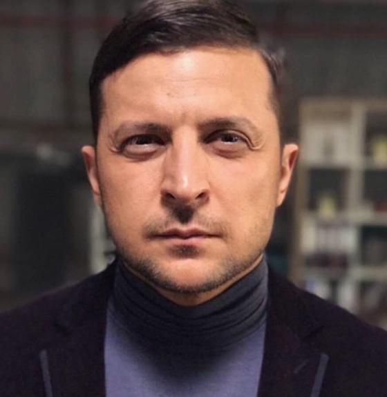 В штабе Зеленского прокомментировали решение Путина по Донбассу и предложили усилить санкции против РФ