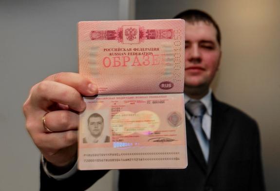 Тотальное чипирование россиян: планы правительства и страхи людей