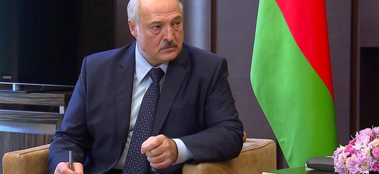 Лукашенко признал наличие ошибок властей