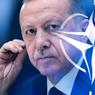 США подталкивают Турцию к выходу из НАТО