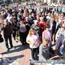 В Крыму вспоминают о трагедии в Керчи. Возле политехнического колледжа открыли памятный знак