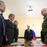 Между властью и бесчестием