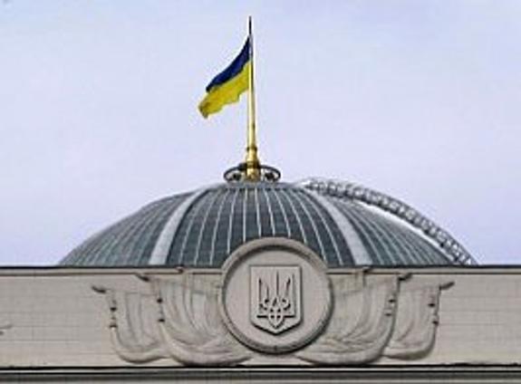 В Раде не увидели большой разницы между заявлениями Зеленского и Порошенко