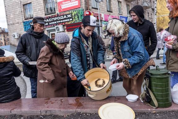 Названы самые бедные города России. Люди отвечали, что им не хватает денег даже не еду и одежду