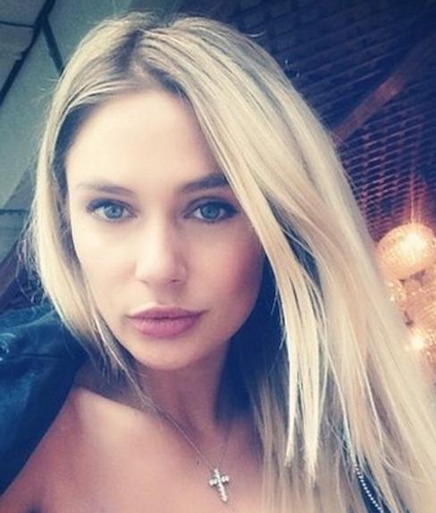 "Счастье любит тишину", - Наталья Рудова закрутила новый роман, поклонники быстро рассекретили возлюбленного актрисы