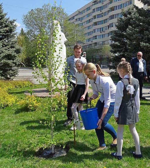 Как трудно она привыкала к огню волгоградской земли