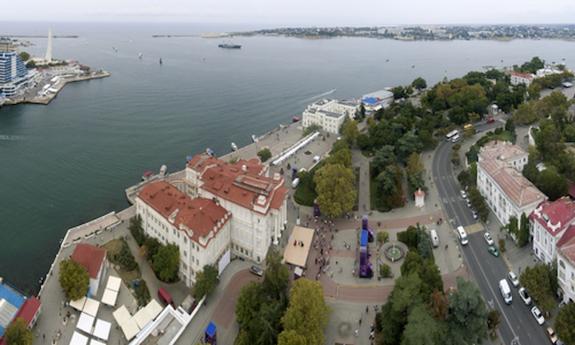 В севастополе дорога в "Рай" привела к афёре