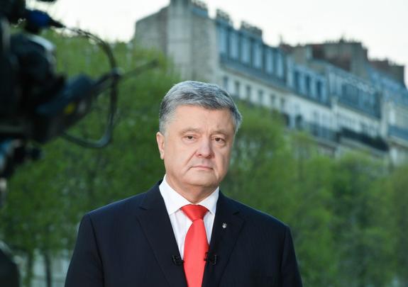 Порошенко отреагировал на возбуждение против него уголовных дел