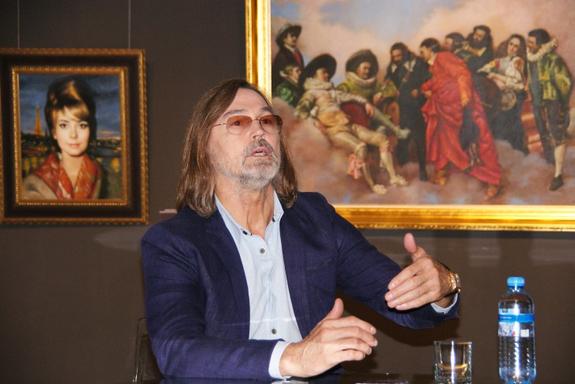 Никас Сафронов: Может, Алибасов был в состоянии наркотического опьянения, что-то понюхал...