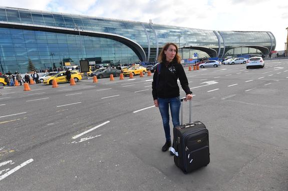 Экстренная посадка пассажирского лайнера произошла в московском Домодедово
