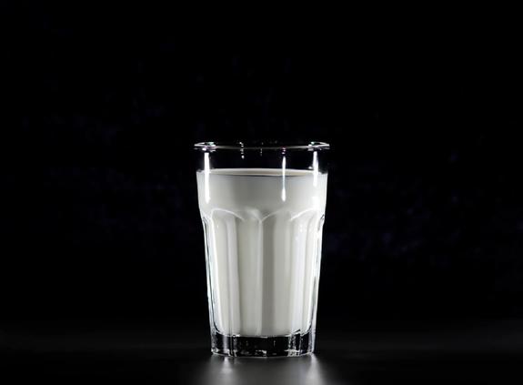 В Волгограде задержаны поставлявшие поддельную молочную продукцию мошенники