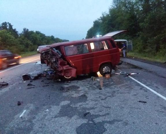 Семь человек погибли в ДТП на 59 км автодороги "Воронеж-Луганск"