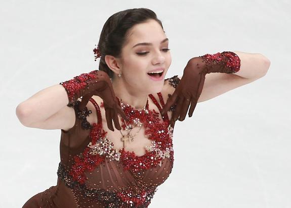 Фигуристка Евгения Медведева продемонстрировала изменения в своей фигуре