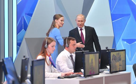 Путин: с 1 октября повысят пенсии военным пенсионерам