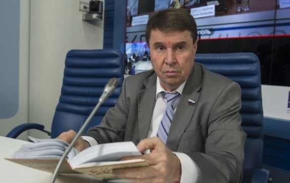 В Совфеде назвали предсказуемым решение ЕС продлить санкции