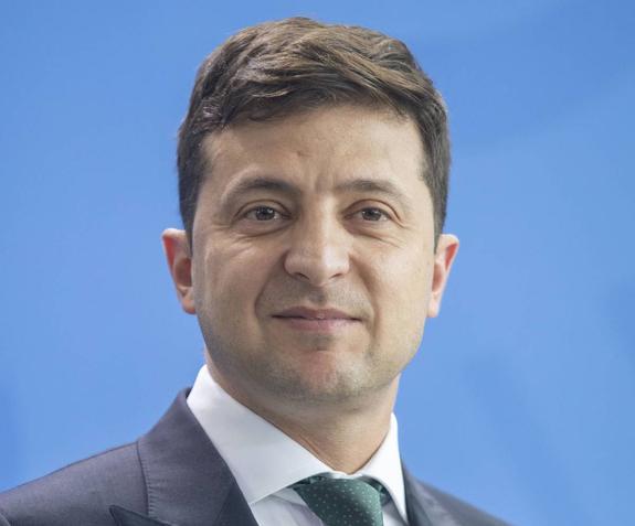 Зеленский уволил трех губернаторов