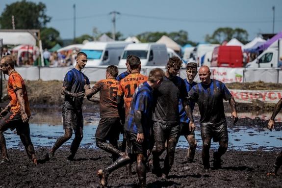 В грязный футбол играют люди с чистыми сердцами
