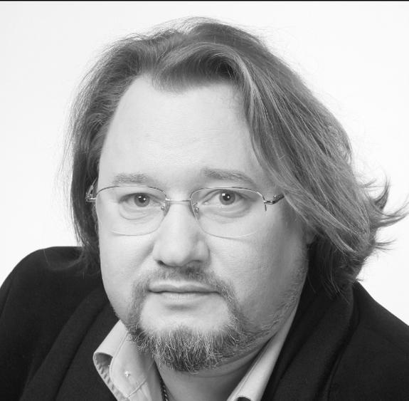 Умер актер и режиссёр МДТ Олег Дмитриев