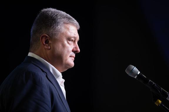 В Раде рассказали о срыве Порошенко урегулирования войны в Донбассе в 2014-м