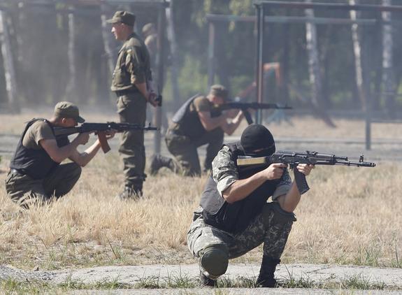В Донбассе бойцы ВСУ убили своего командира из-за задержки денежных выплат