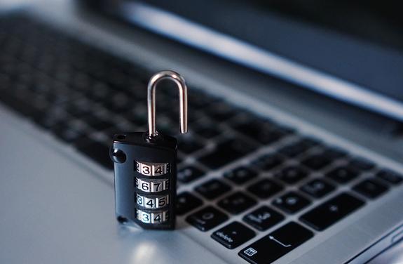Насколько безопасно оформлять биометрию в банках?