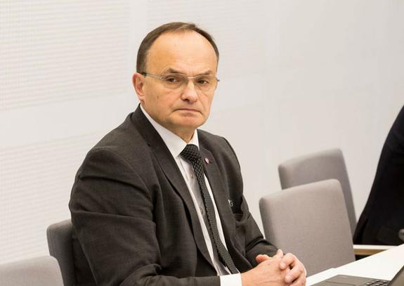 Депутат Сейма призвал министра обороны Латвии подать в отставку