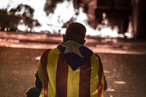 Не менее 35 человек пострадали в ходе акций протеста в Каталонии