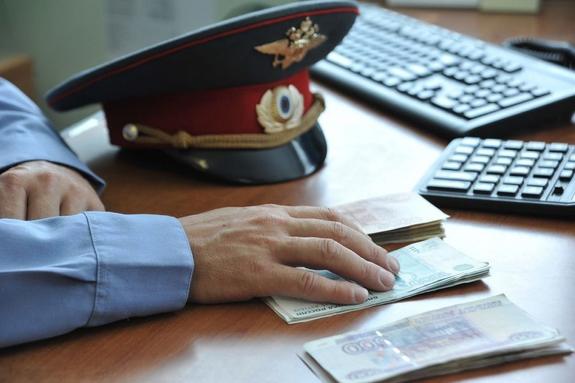 Взятки, вымогательства, коррупция. ФСБ задержала руководство целого отдела полиции «Дорогомилово»