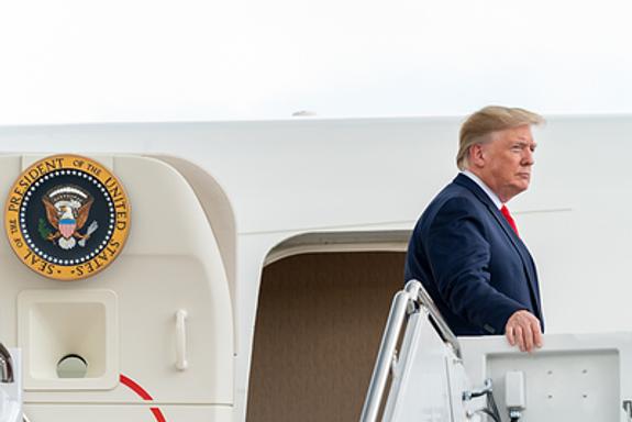 Трамп сообщил, что раздумывает над приглашением Путина приехать на парад в честь 75-летия Победы