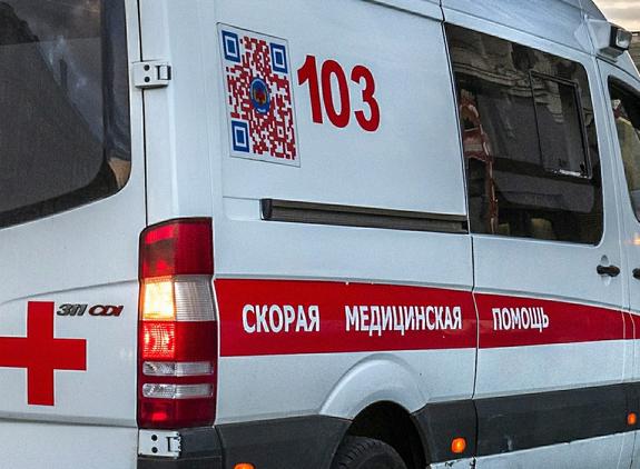 В Петербурге два человека пострадали в ДТП со "скорой"