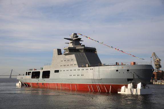 "Арктический кулак Путина": в Дании испугались нового боевого ледокола ВМФ РФ