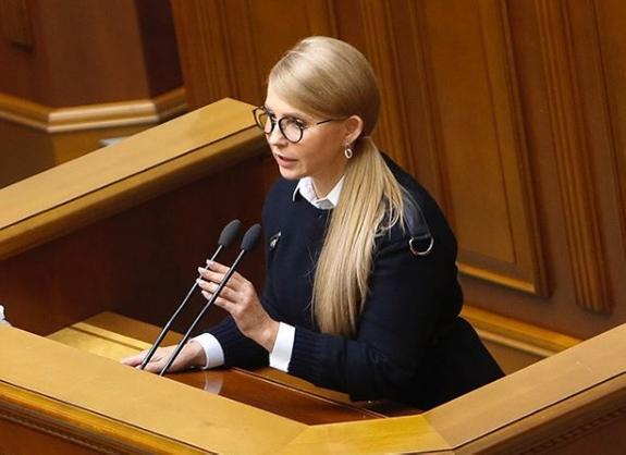 Тимошенко будет ждать Зеленского на корпоративах "со своим фортепиано" после шутки про "фигуру оппозиции"