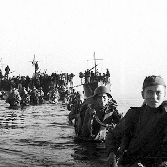 В схватке за остров Гогланд в 1944 году финны объединились с Красной армией... Из союзников в противники и наоборот...