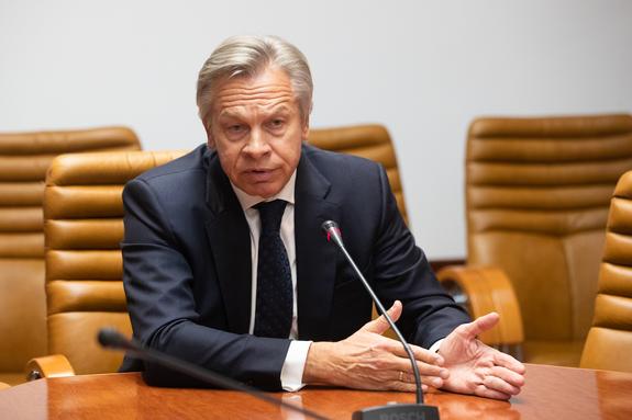 Сенатор Пушков предупредил украинцев о возможности полной потери Донбасса
