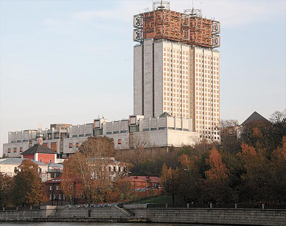 Вместо научного института РАН – публичный дом