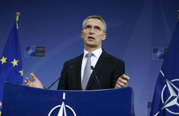 Генсек НАТО поговорил об Украине с российскими пранкерами