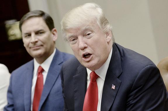 Трамп озадачил американцев очередным странным поступком
