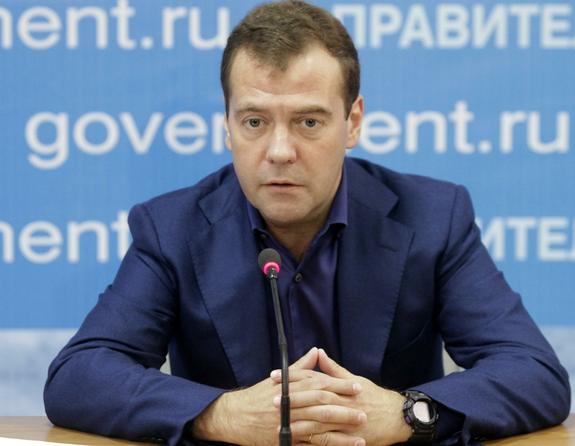 Песков прокомментировал заявления Навального о доходах Медведева