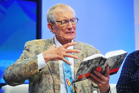 Евгений Евтушенко будет похоронен рядом с Борисом Пастернаком