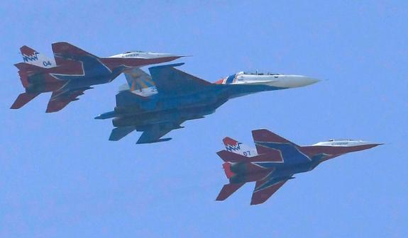 Летно-тактические учения начались в Западном военном округе