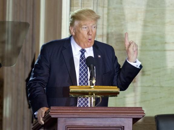 Трамп заявил о выходе США из Парижского соглашения по климату